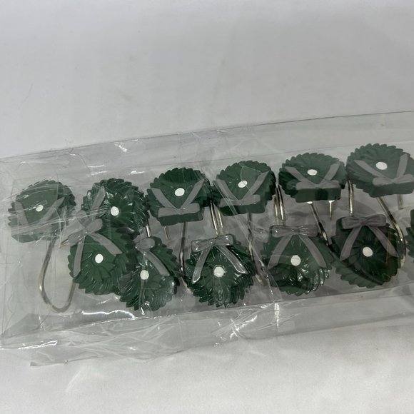 Green‎ Wreath Shower Curtain Hooks 12PC Set NWOT - Picture 4 of 7